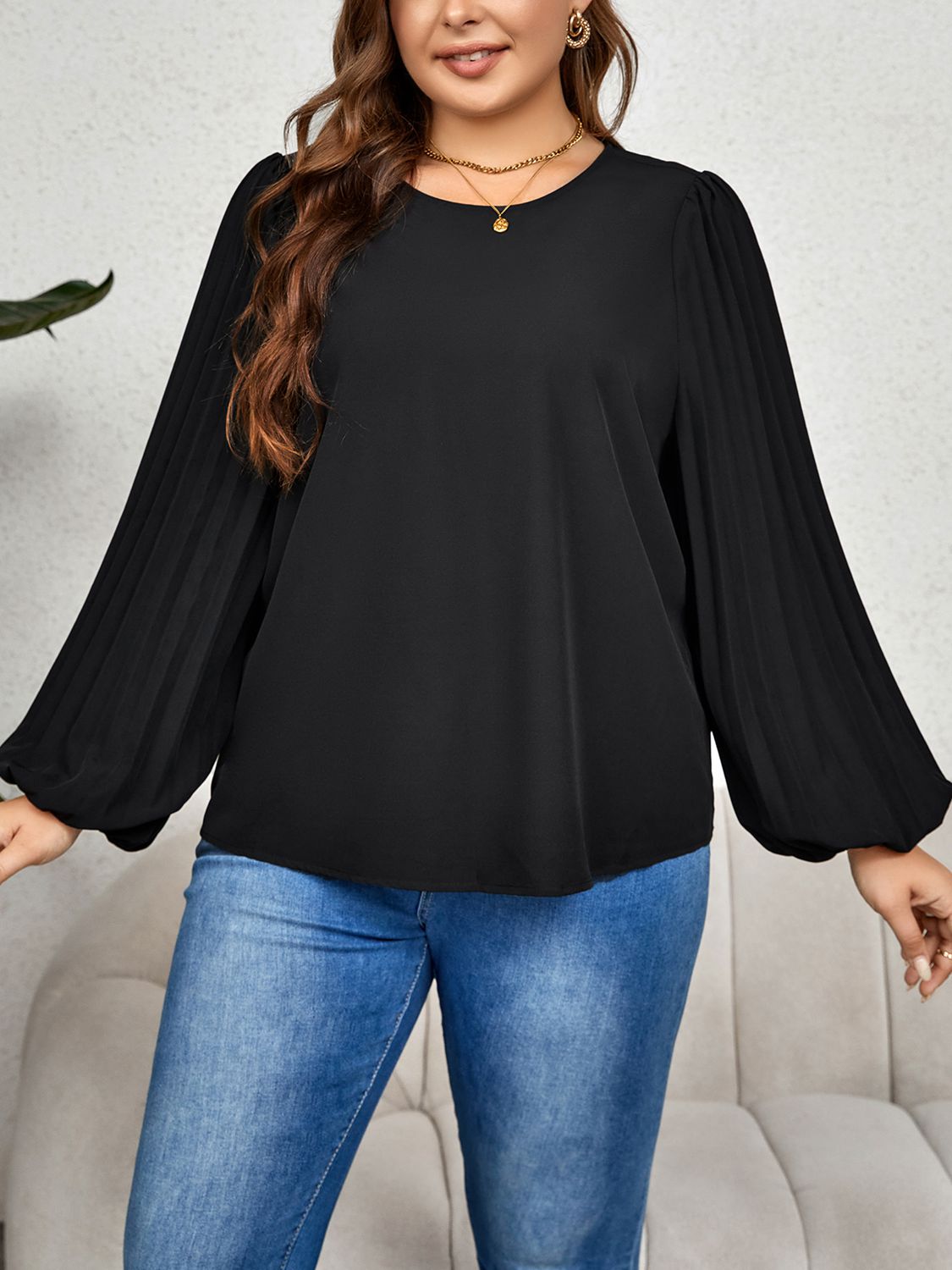 Plus Size Round Neck Puff Sleeve Blouse