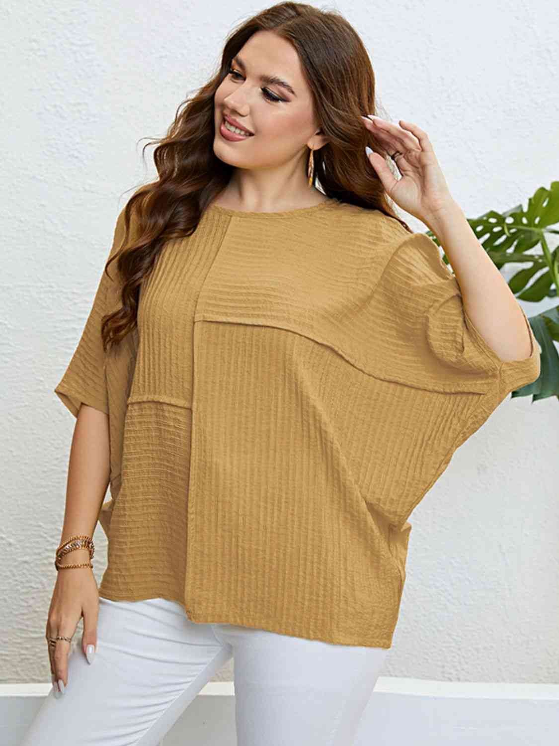 Plus Size Seam Detail Half Sleeve Top